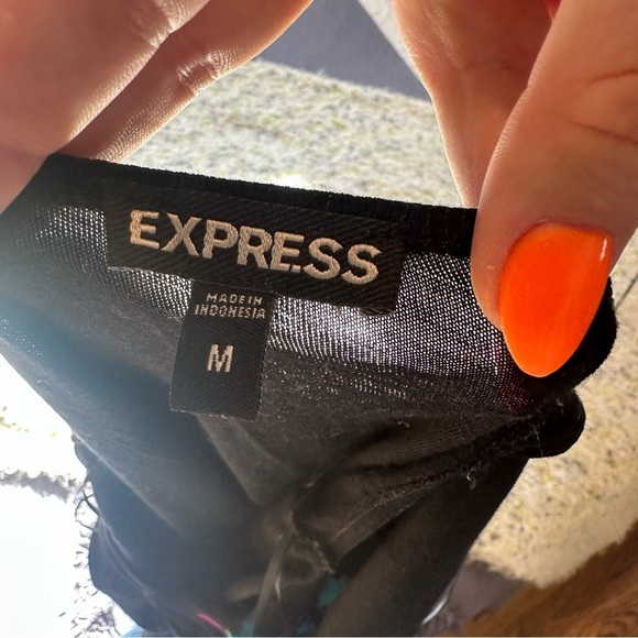 Express Y2K Sequin Tank Top. Size: Medium. Color: Black. 2010. - Picture 6 of 8